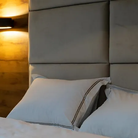 Andrijana * 兹拉蒂博尔